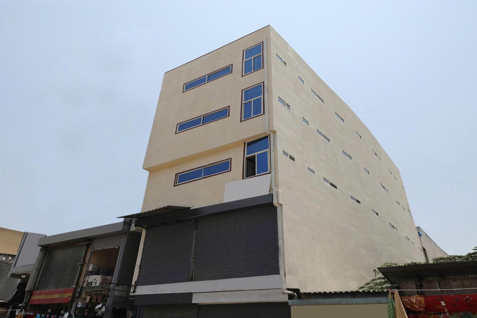קאנאקאפורה Hotel O Krishnaa Comforts מראה חיצוני תמונה